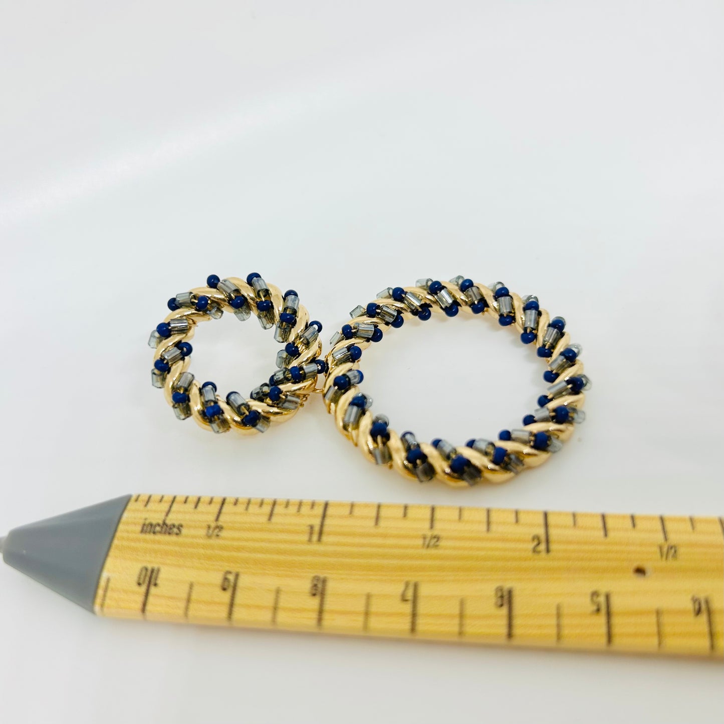 Twisted Double Hoop Earrings – Midnight Gold Elegance